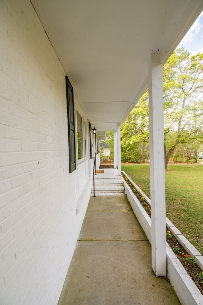 Photo - Coming Soon! 4 Bedroom 2 Bathroom Home: Pets Okay!