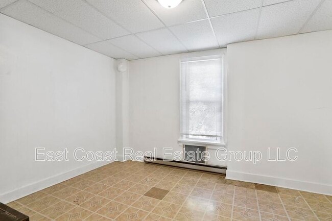 Photo - 207 N Mulberry St Unidad #2
