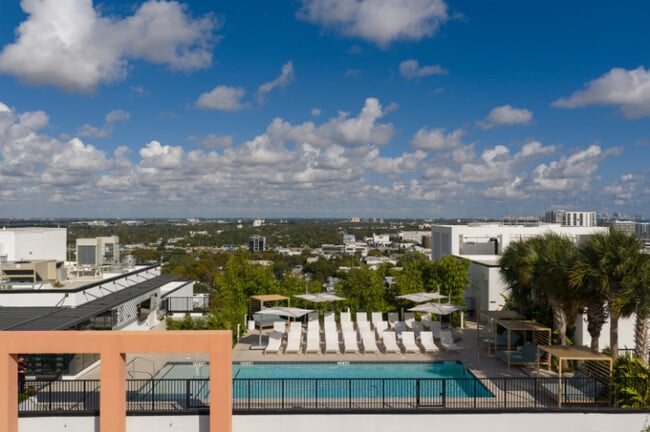 Wynwood Plaza Residences