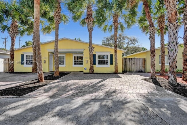 Photo - 902 Mandarin Isle Unidad 2