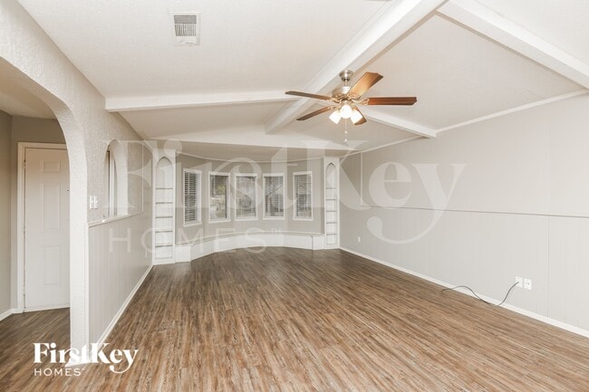 Photo - 500 Hinton St