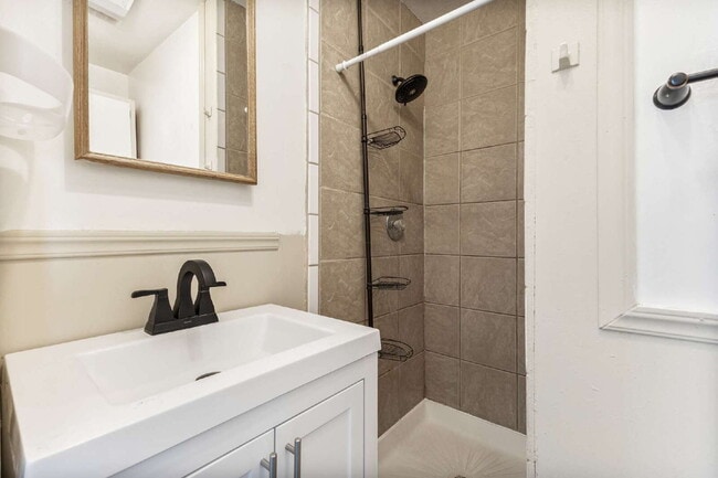 Photo - Cozy One bedroom in Great Ogden Location!