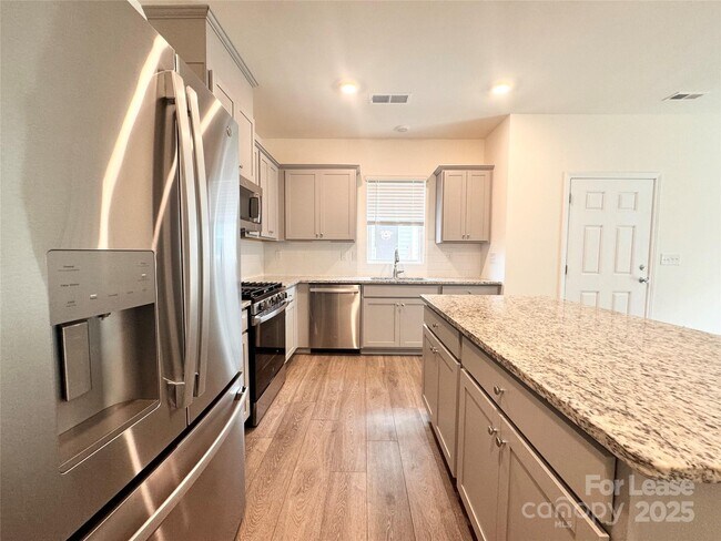 Photo - 2743 Yeager Dr NW