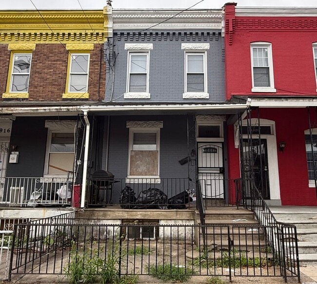 Building Photo - Front Porch Row - West Philadelphia