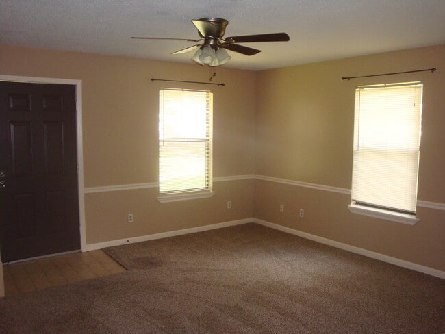 Photo - Tenth 1301 Unit A