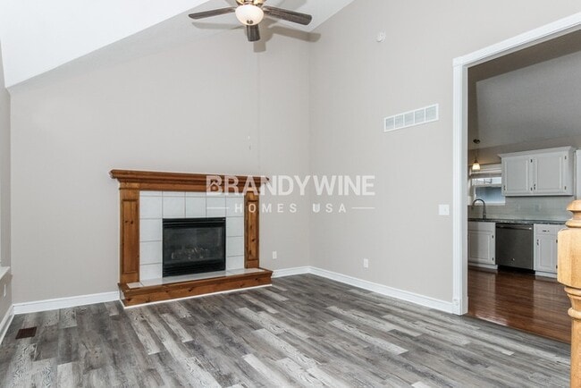 Photo - 1147 Blue Bird Ln