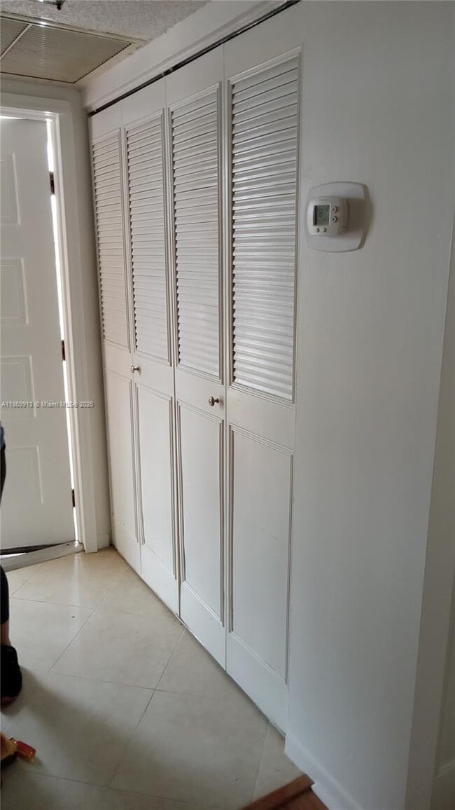 Photo - 9906 Twin Lakes Dr Unit 7-I