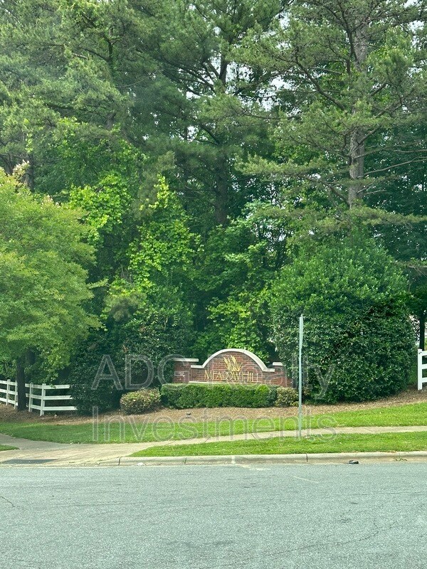 Photo - 1917 Butterfly Ln