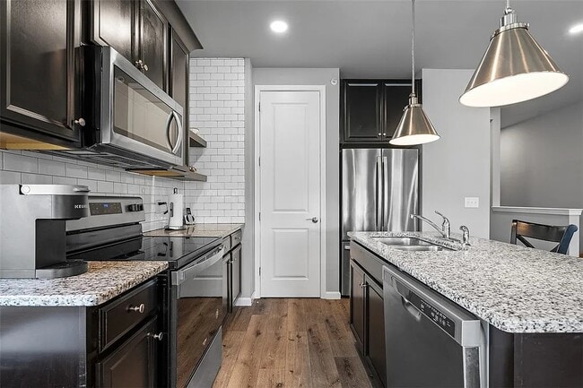 Photo - 303 Tillary Ln