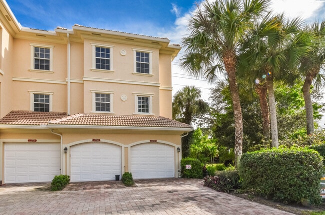 Photo - 12787 SE Old Cypress Dr