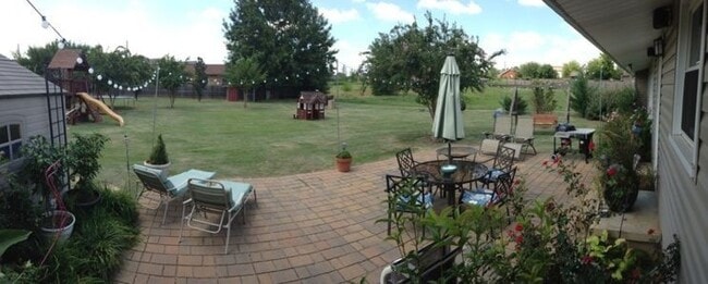 Photo - 2040 1st Ave