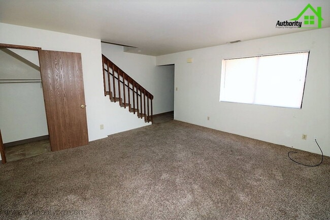 Photo - 2750 Shasta View Dr