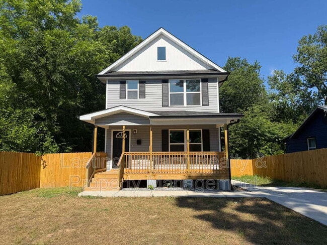 Building Photo - 2036 Harrison Ave