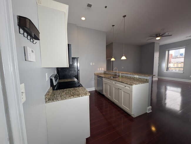 Photo - 201 N 8th St Unit 207