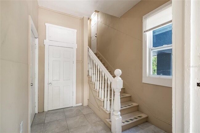 Photo - 418 E Amelia Ave Unit A