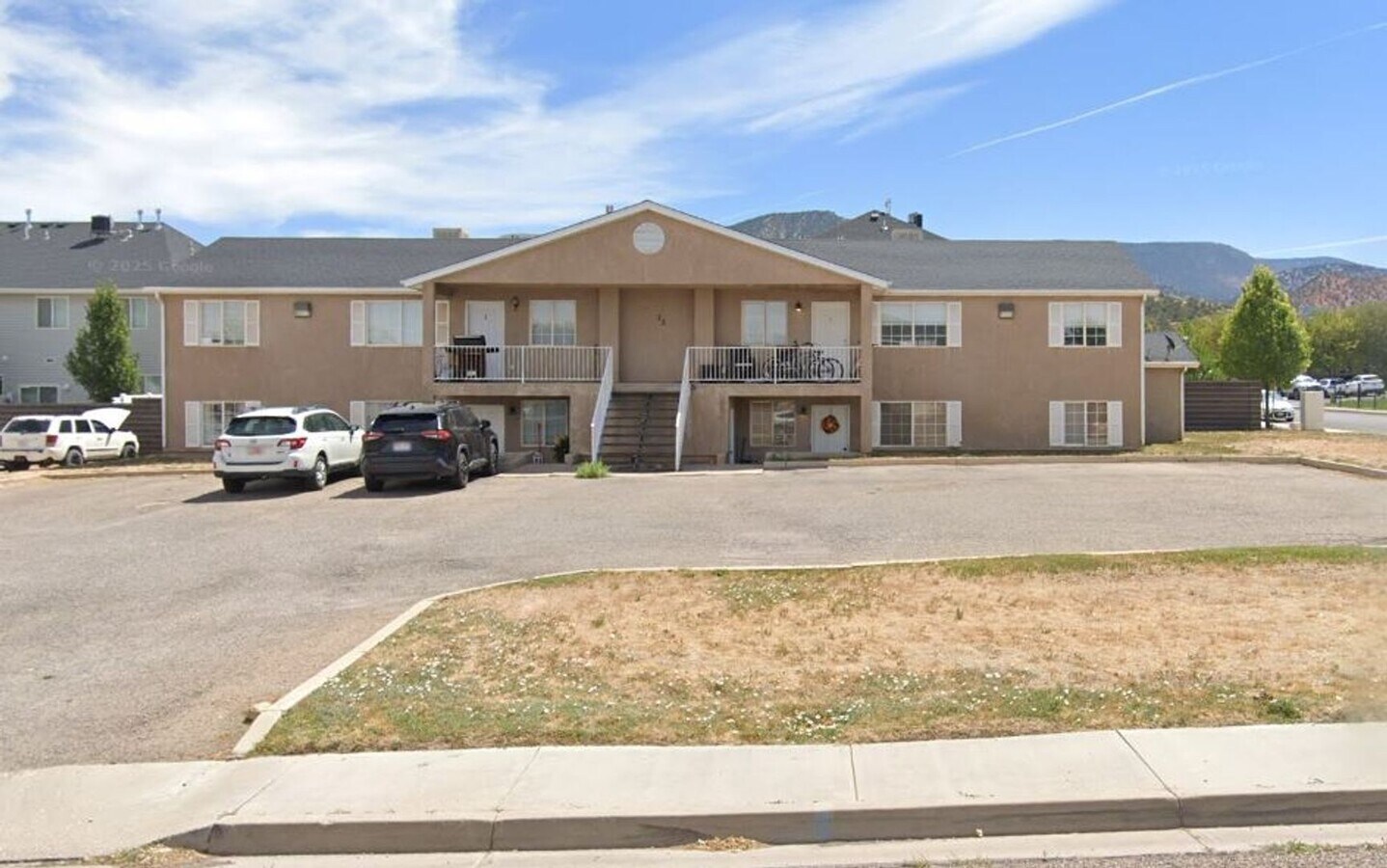 4-bedroom, 2-bath apartment in Cedar City fourplex - 4-bedroom, 2-bath apartment in Cedar City fourplex