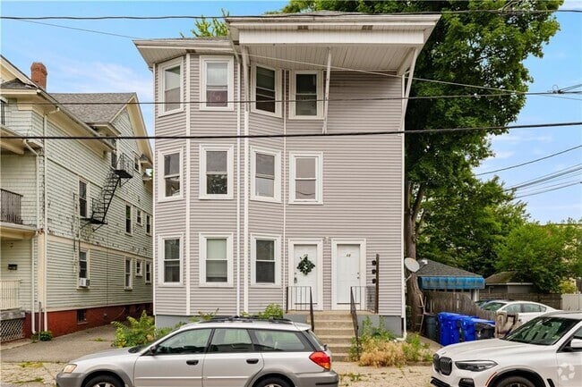 Building Photo - 63 Trenton St Unit 2 Rental