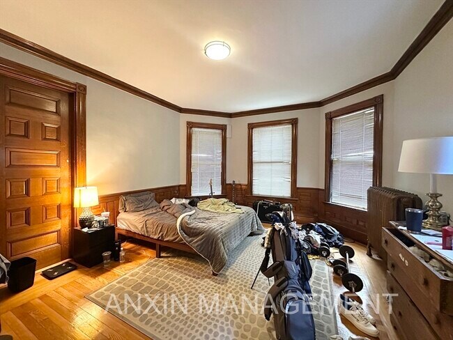 Photo - 71 Gardner St