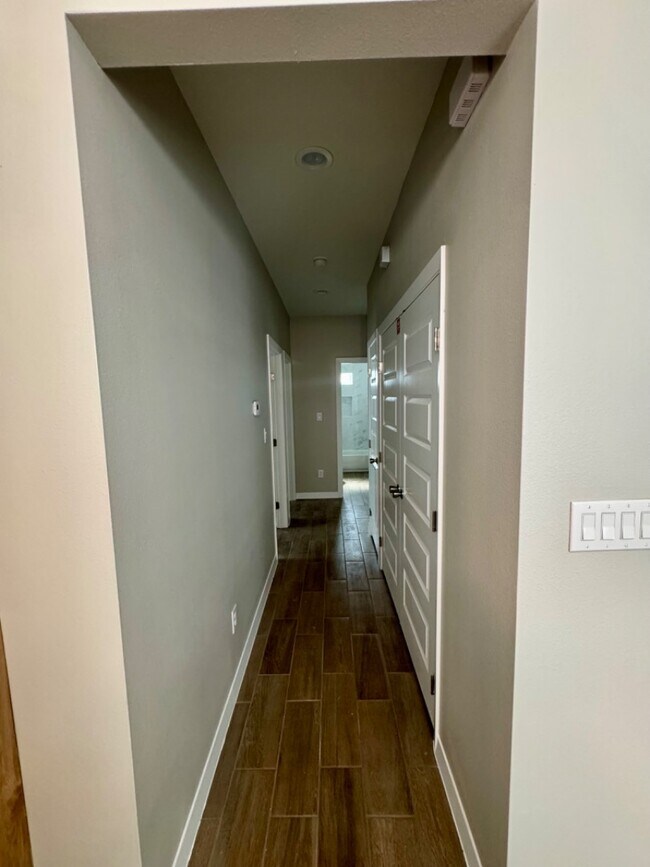 Photo - 116 W Diamond Ave