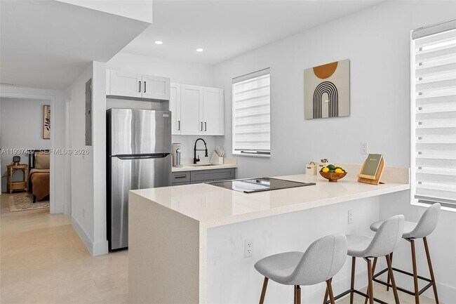 Photo - 1144 SW 4th St Unidad 8