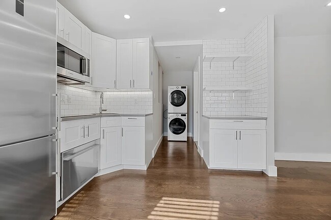 Photo - 153 E 26th St Unit 8B