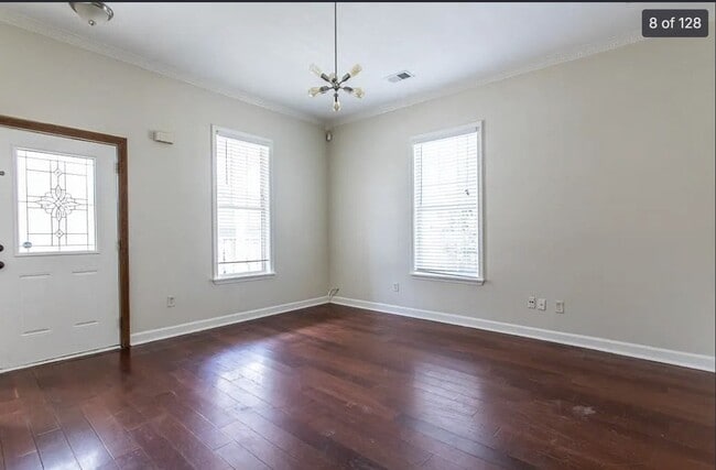 Photo - 974 Mauldin St SE
