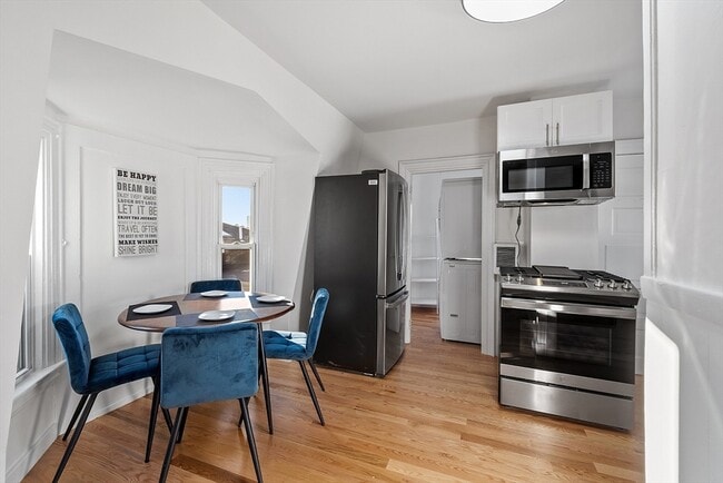 Photo - 54 Bonair St Unit 3A