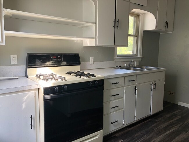 Photo - 121 Butler Ave