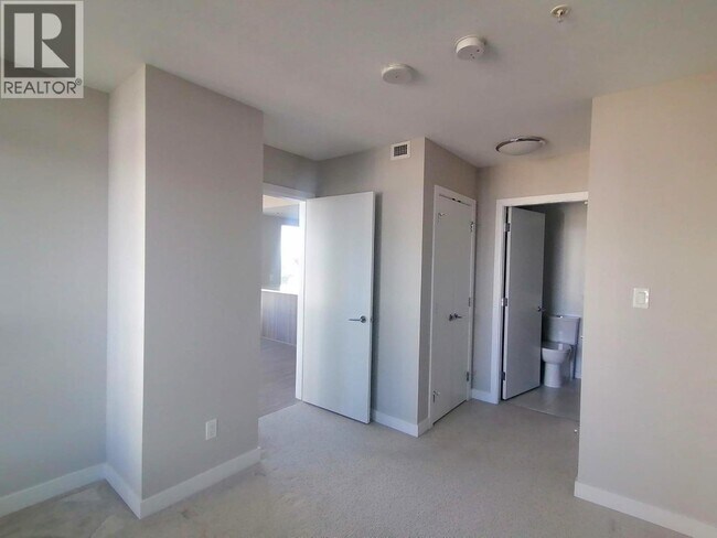 4900 Lennox Ln Unit 5xx