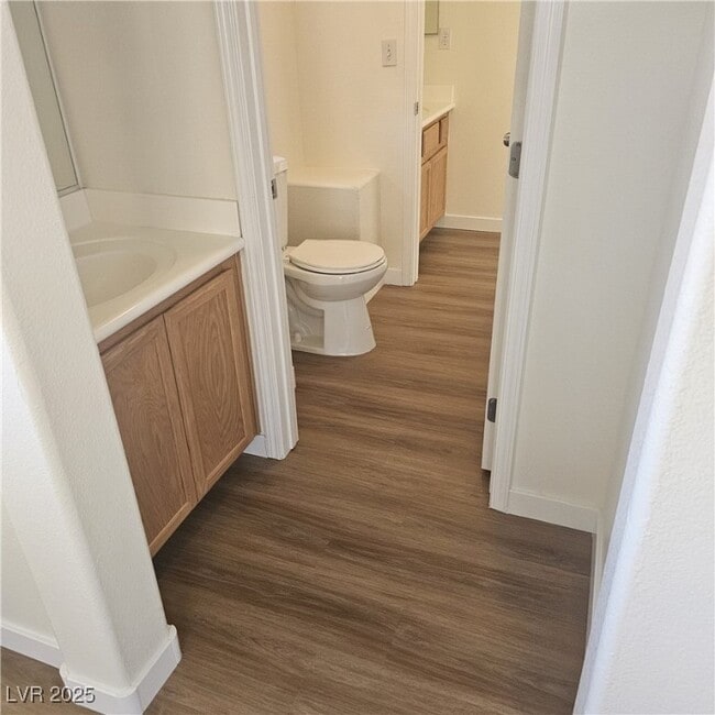 Building Photo - 8233 Amphora St