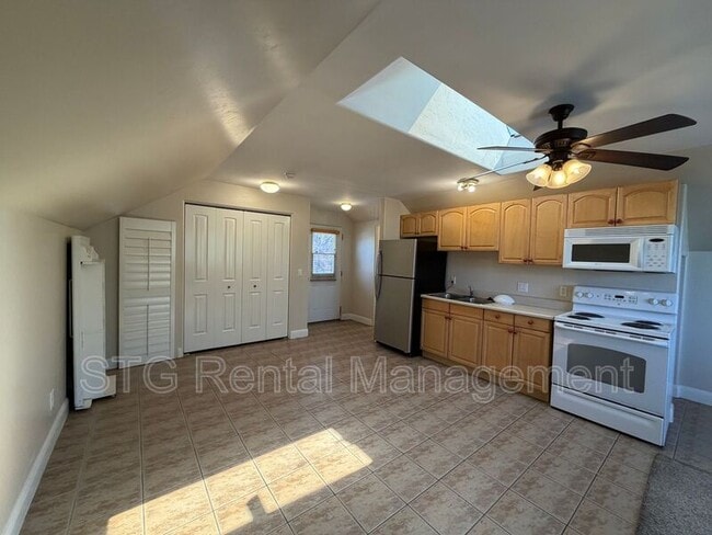 Building Photo - 68 S 400 E Unit #4