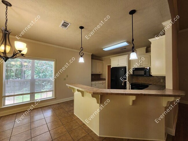 Photo - 806 Meadow Way Cove