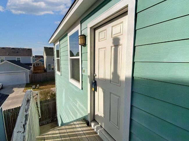 Photo - 1721 Arbor Knot Dr