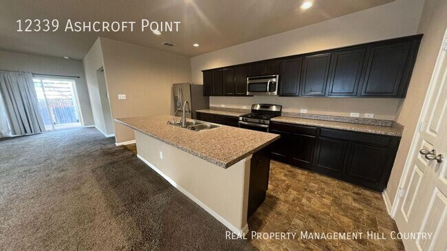 Photo - 3 bedroom off Shaenfield & Mill Park