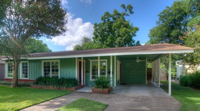 Photo - 1807 W St Johns Ave