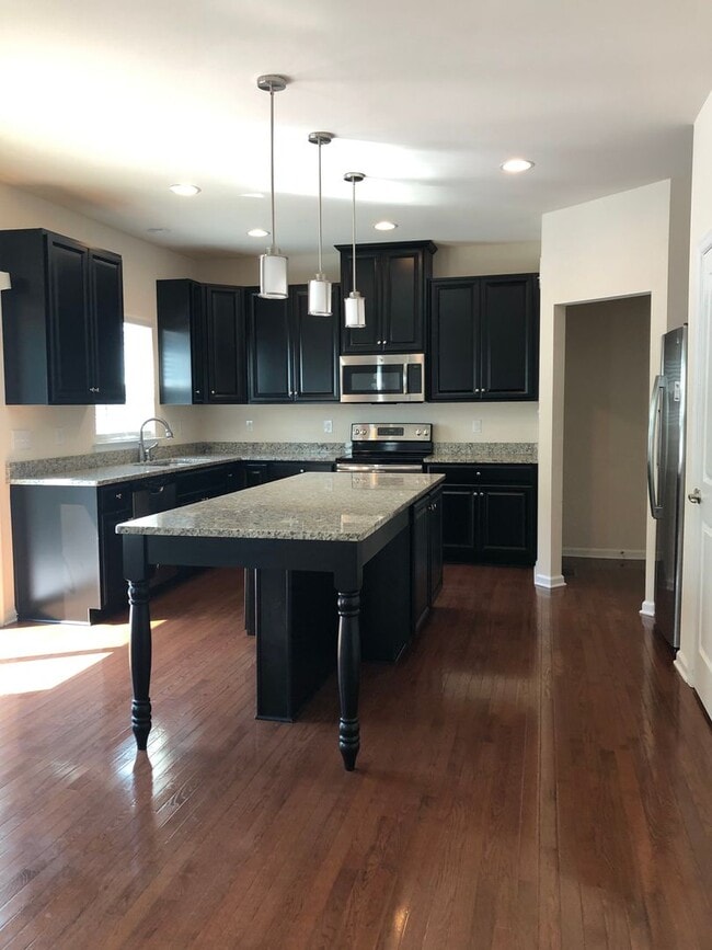 Photo - 7419 Wicks Rd Williamsburg VA 23188