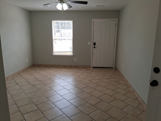 Photo - 3306 SW Landau Ct Unit 3306 SW Landau Ct Apt 1