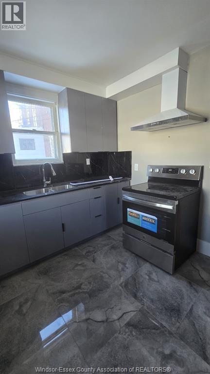 Photo - 445 Newbury St