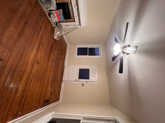 Photo - 1152 W High St