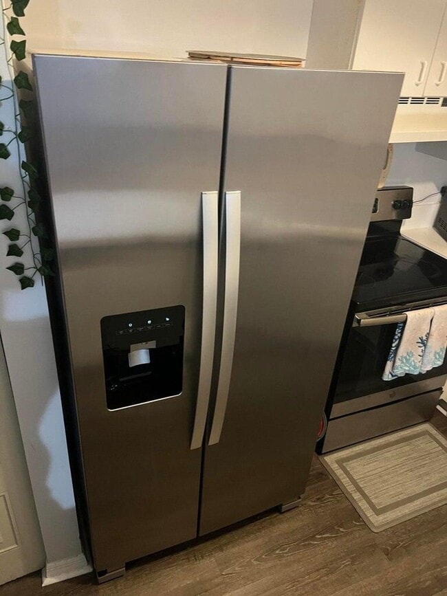 Photo - 2825 Stoneway Ln