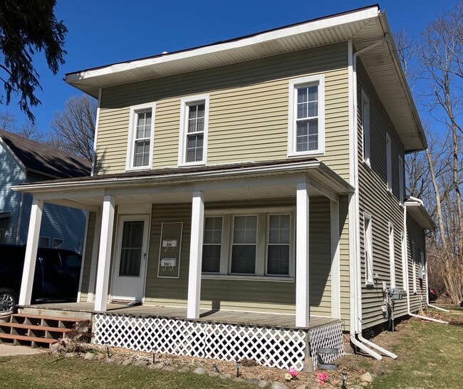 Photo - 504 E Clinton St.