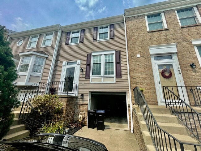 Photo - 425 Parkridge Ln