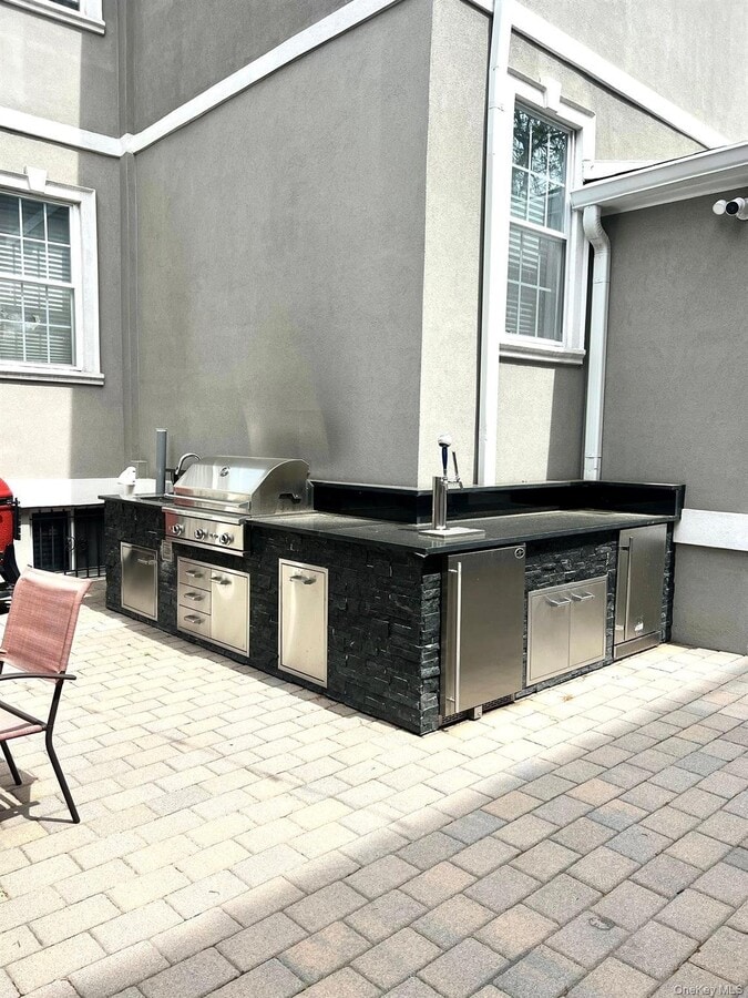 Photo - 88-11 179th Pl