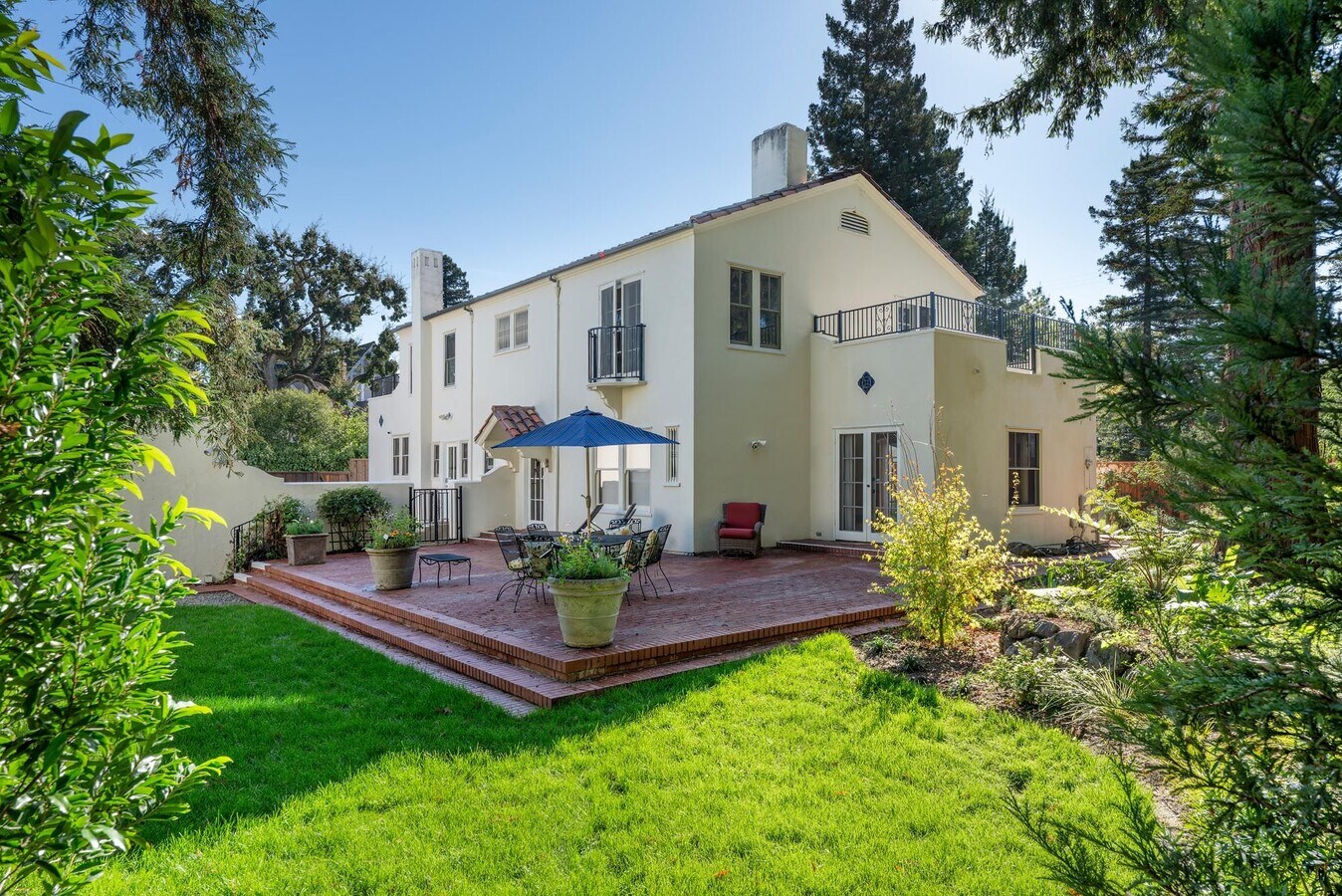 Photo - 850 Edgewood Rd