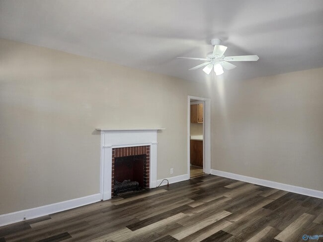 1900 Vanderbilt Cir SW
