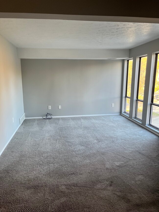 Building Photo - 33803 Electric Blvd Unit F19