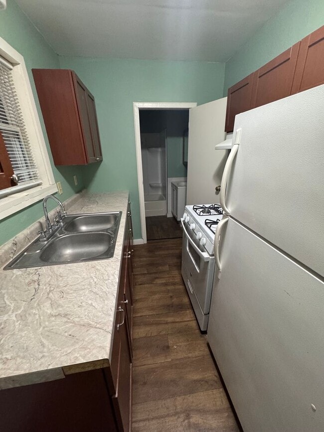 310 W Lexington Ave Unit 310 West Lexington Avenue- A