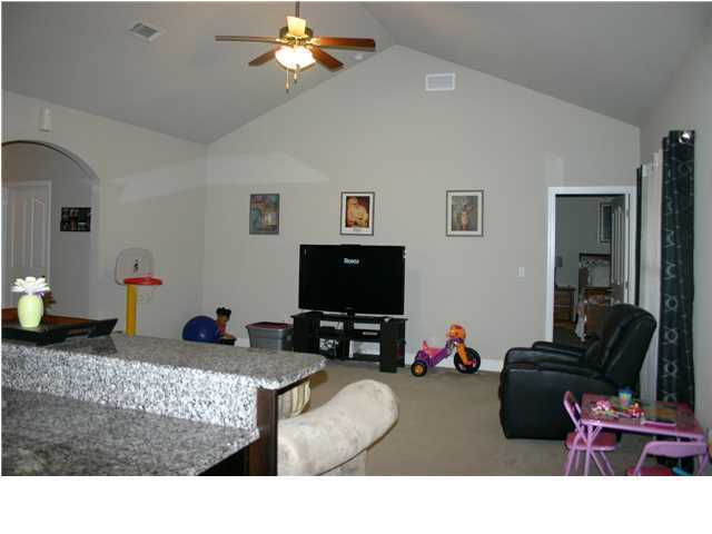 Photo - 658 Red Fern Rd