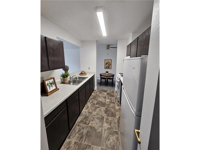 Photo - 306 S East St