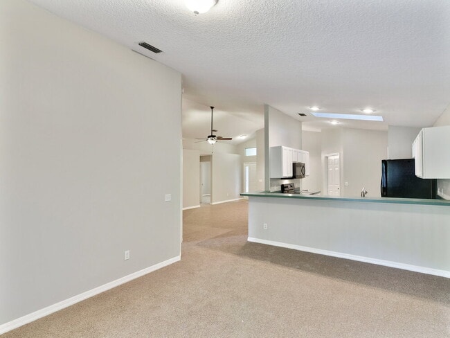 Photo - 343 S Lancelot Ave